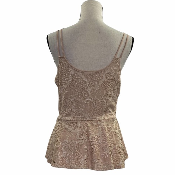 CHARLOTTE Russe Beige Nude Lace Sleeveless Strappy Peplum Tank Top Blouse - Picture 3 of 12
